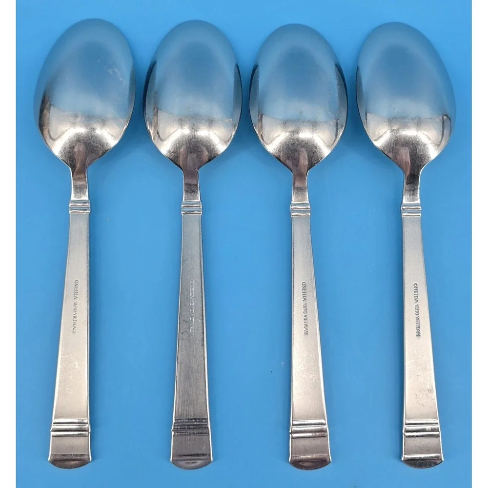 Set of 4 Oneida TIRAMISU Oval Soup Spoons 18/10 Stainless Frosted Handle 7 1/4